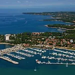 Appartement In Mit Terrasse, W-lan, Waschmaschine 853-3 Umag